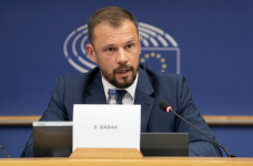 Уряд не підтримав ініціативу про три мінімальні зарплати для вчителів, – Бабак