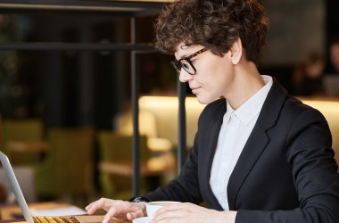 У профспілці заявили про цинізм депутатів у питанні зарплат учителів