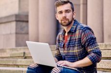 В Україні перевіряють виші через різке збільшення кількості студентів віком 25+