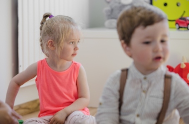 З 1 січня 2026 року посадові оклади педагогів у дитсадках зростуть на 30%