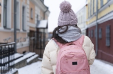 В усіх закладах освіти країни припиняється очне навчання