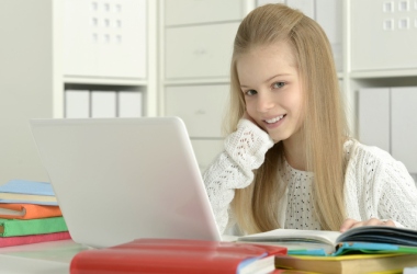 Чи доцільно переходити на дистанційне навчання в усіх регіонах?