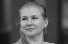 Навіщо дитині телефон у школі: чи є переконлива відповідь?