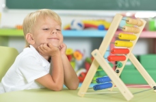 Чекліст для батьків: що запитати і перевірити перед підписанням договору з приватною школою у Києві