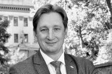 Чому викладач має значення більше, ніж будь-коли