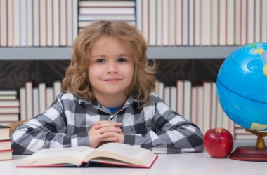 У початковій школі для вивчення мов класи можна буде ділити на групи