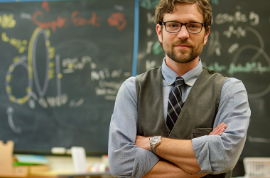 В уряді знайшли кошти для вже підвищених зарплат викладачам вишів 