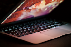 Як не переплатити за ноутбук для навчання: чи може MacBook Neo бути розумним компромісом серед Apple MacBook