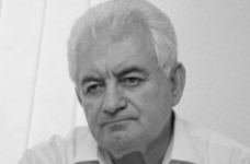 Радість із сльозами на очах: навчальний рік завершився