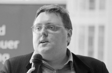 Яким міг би бути контракт університетського викладача?