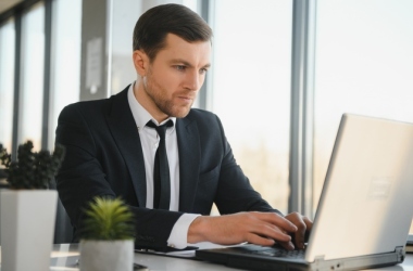 CRM для малого бізнесу в Україні в 2026 році